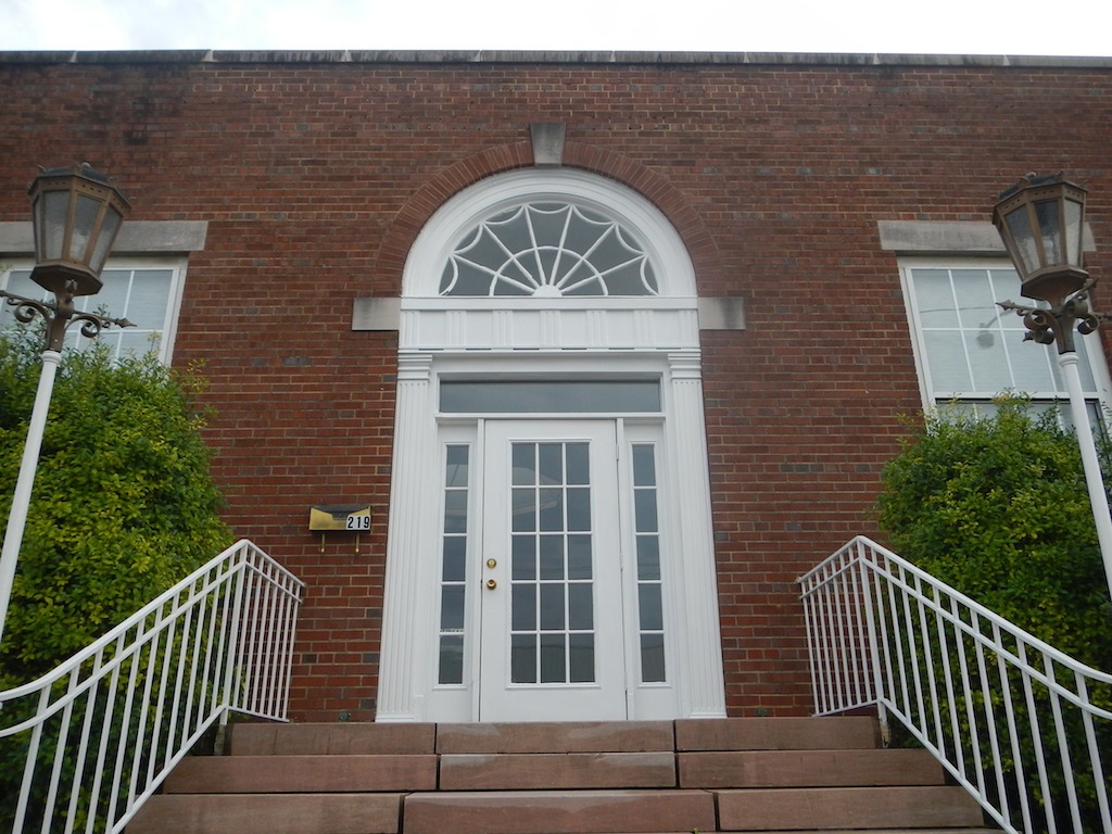 Former Newport Tennessee Post Office — Post Office Fans