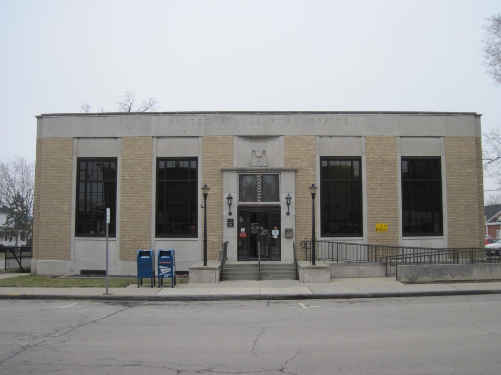 Clinton Illinois Post Office — Post Office Fans