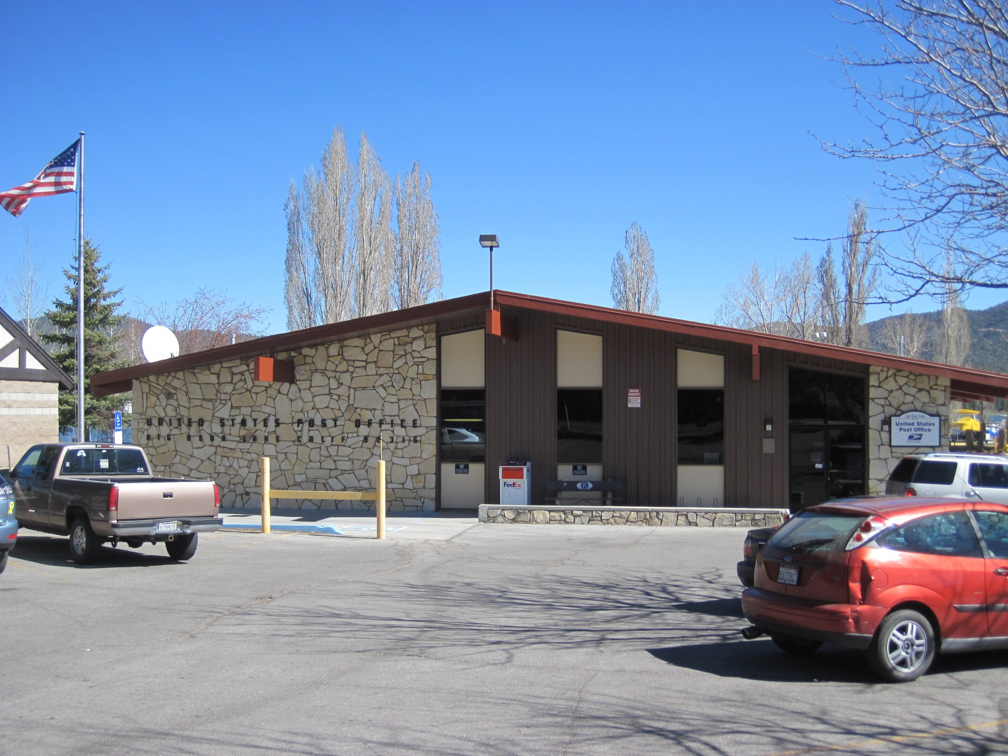 Big Bear Lake California Post Office — Post Office Fans