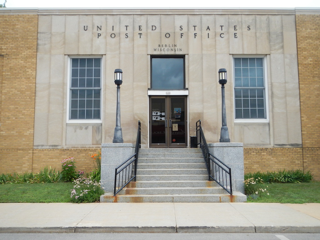 Berlin Wisconsin Post Office 54923 — Post Office Fans