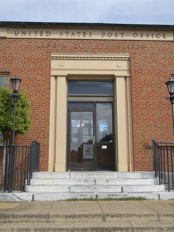 Lenoir City TN Post Office 37771 — Post Office Fans