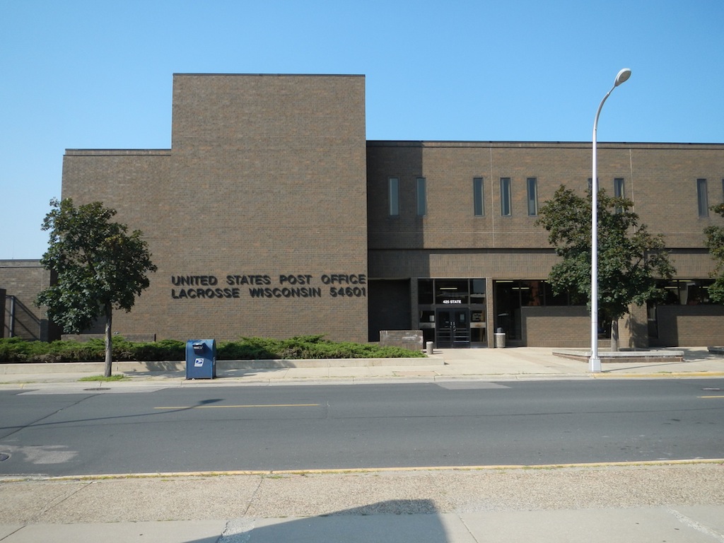 Lacrosse Wisconsin Post Office 54601 — Post Office Fans