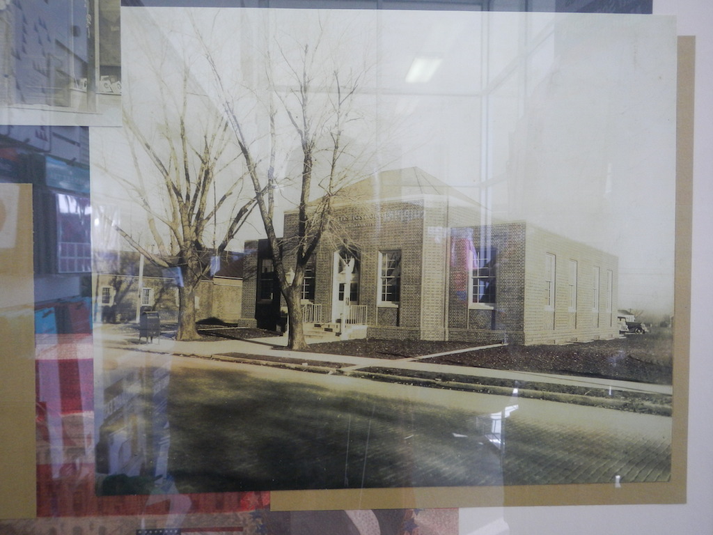 Chillicothe Illinois Post Office 61523 Artifacts — Post Office Fans