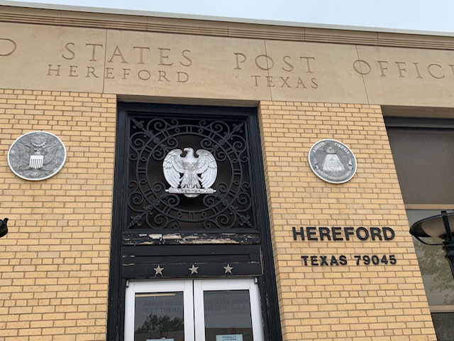 hereford az post office hours today